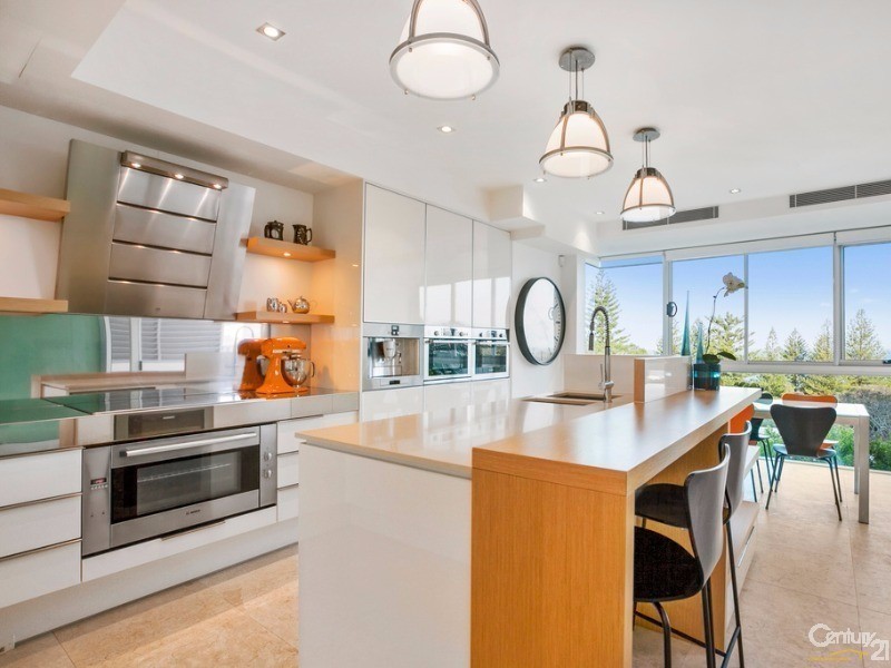 2/18 Douglas Street, Sunshine Beach QLD 4567