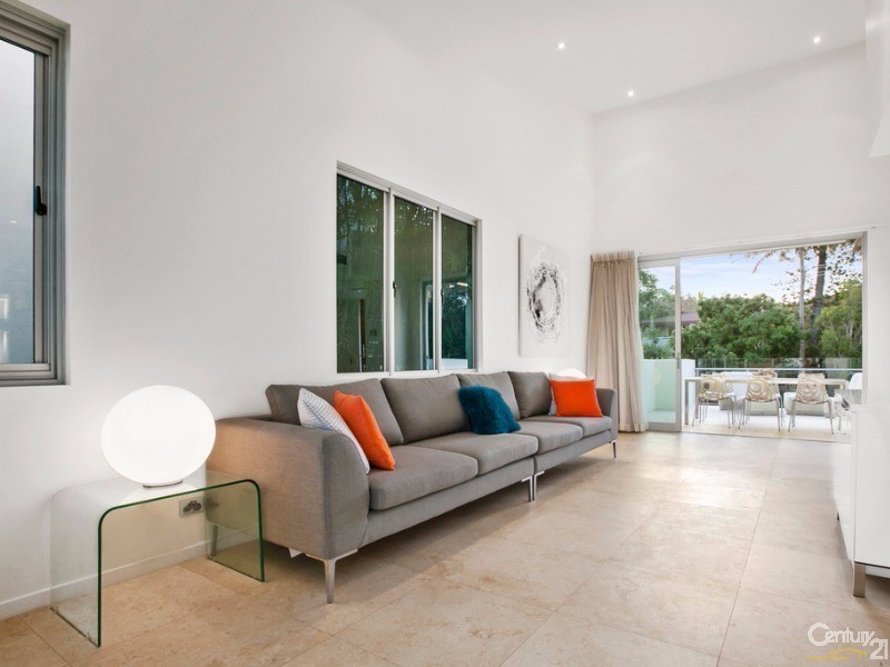 2/18 Douglas Street, Sunshine Beach QLD 4567