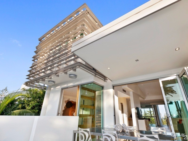 2/18 Douglas Street, Sunshine Beach QLD 4567