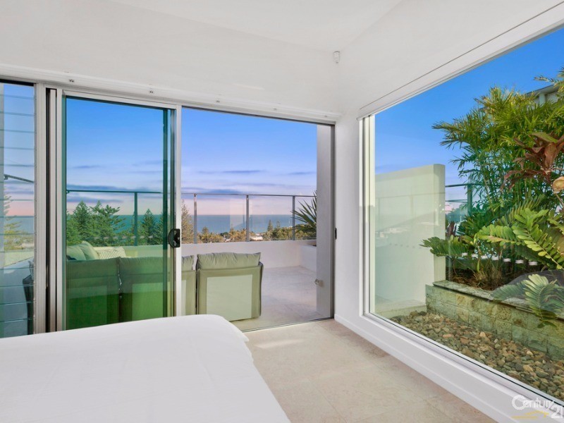 2/18 Douglas Street, Sunshine Beach QLD 4567