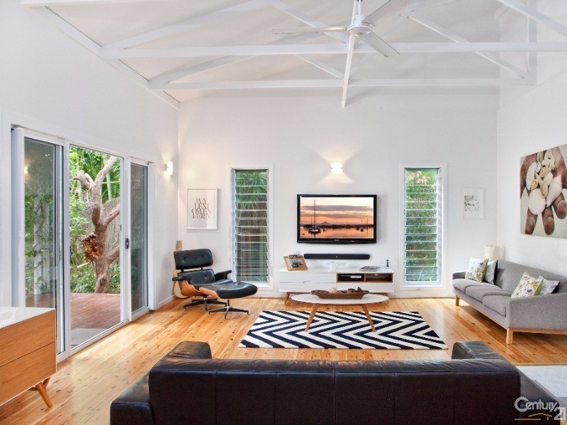 35 Newfield Street, Sunrise Beach QLD 4567