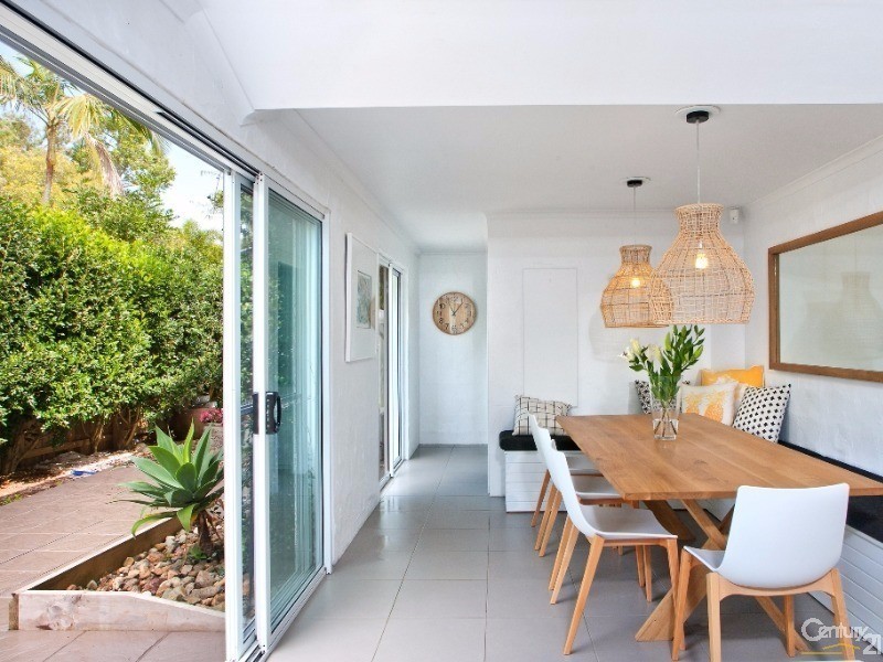 35 Newfield Street, Sunrise Beach QLD 4567