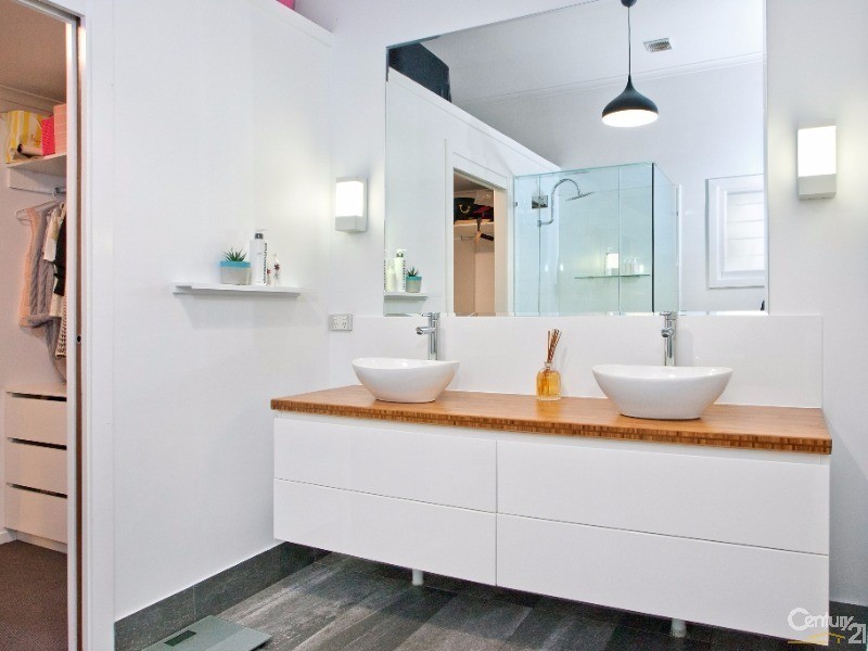 35 Newfield Street, Sunrise Beach QLD 4567