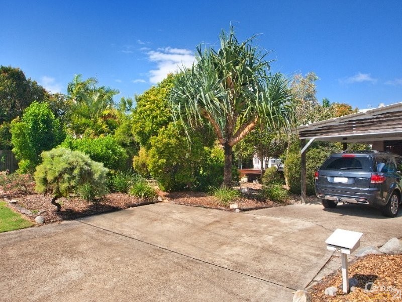 35 Newfield Street, Sunrise Beach QLD 4567