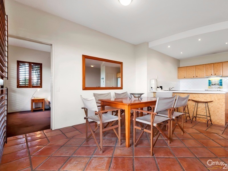 2/20 Henderson Street, Sunshine Beach QLD 4567
