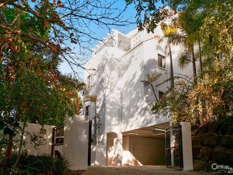 2/20 Henderson Street, Sunshine Beach QLD 4567