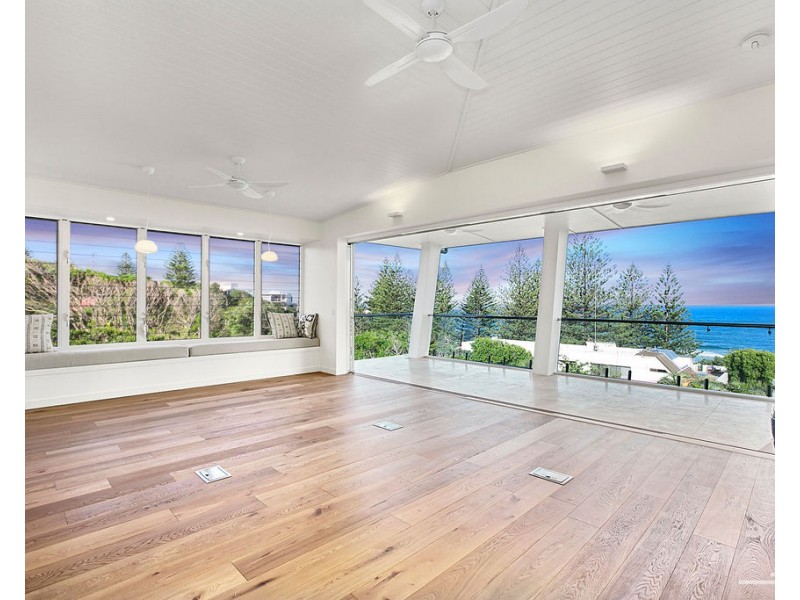1-2/6 Crank Street, Sunshine Beach QLD 4567