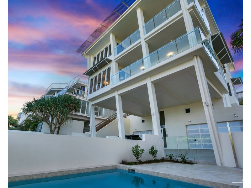 1-2/6 Crank Street, Sunshine Beach QLD 4567
