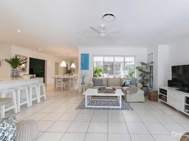 145 The Avenue, Peregian Springs QLD 4573
