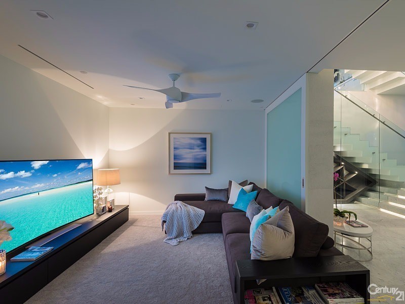 26 McAnally Drive, Sunshine Beach QLD 4567