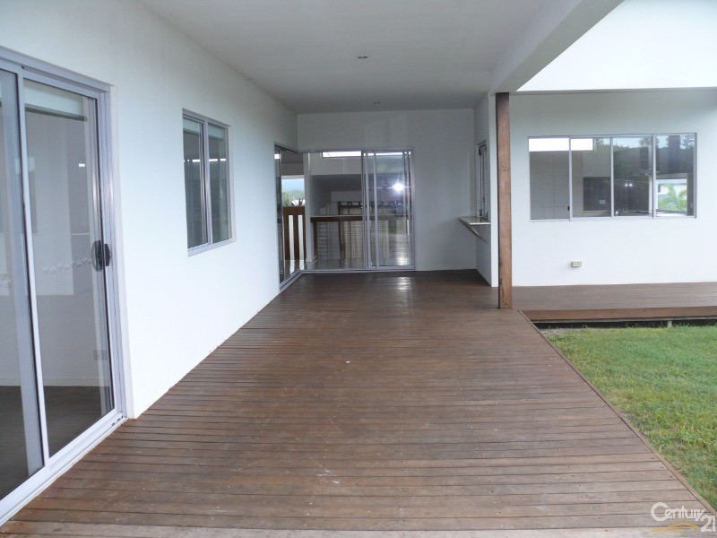 7 Tea Tree Grove, Peregian Springs QLD 4573