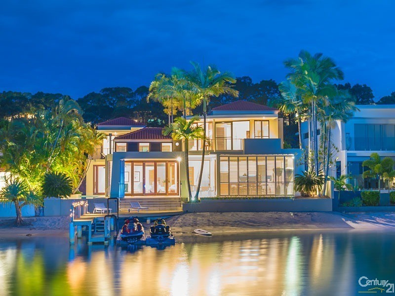 27 Mossman Court, Noosa Heads QLD 4567