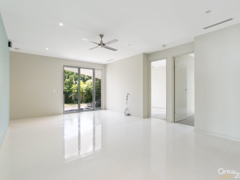 2 Glen Abby Avenue, Peregian Springs QLD 4573