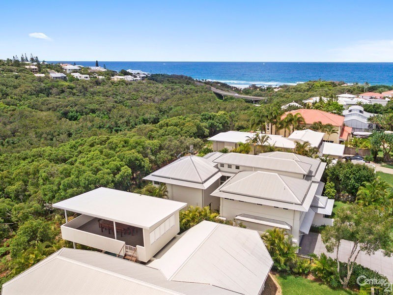 20 Seafarer Court, Castaways Beach QLD 4567