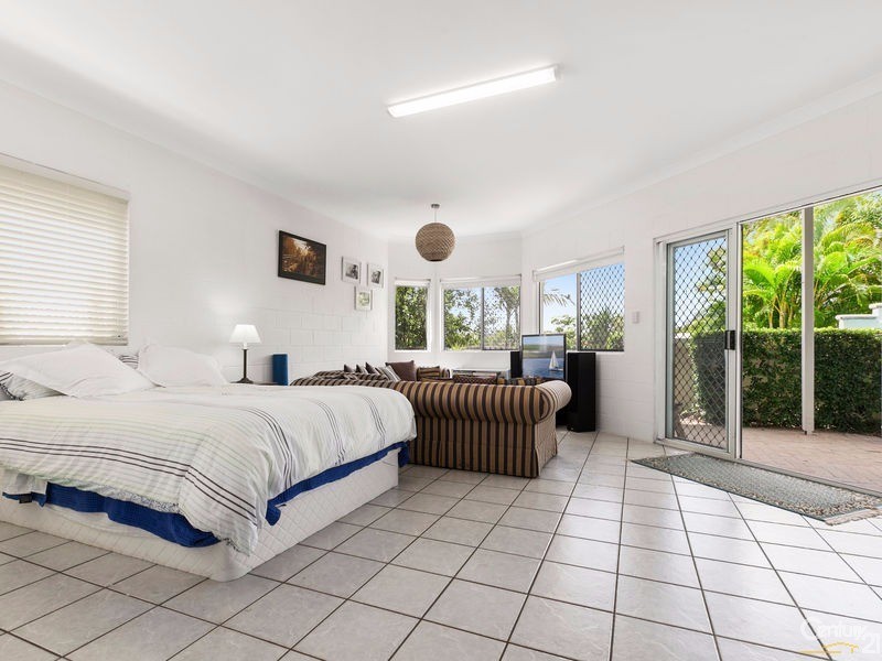20 Seafarer Court, Castaways Beach QLD 4567