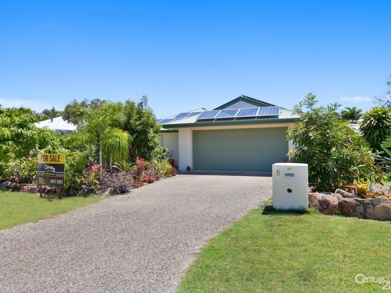 5 Twilight Street, Sunrise Beach QLD 4567