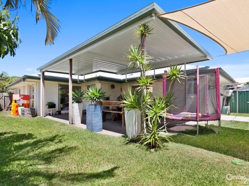 5 Twilight Street, Sunrise Beach QLD 4567