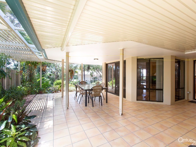 8 Longwood Drive, Peregian Springs QLD 4573