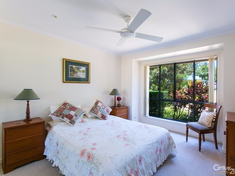 8 Longwood Drive, Peregian Springs QLD 4573