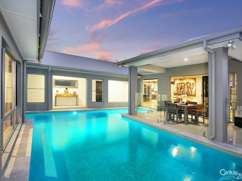 7 Hampton Court, Peregian Springs QLD 4573