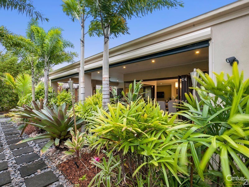 215 Balgownie Drive, Peregian Springs QLD 4573