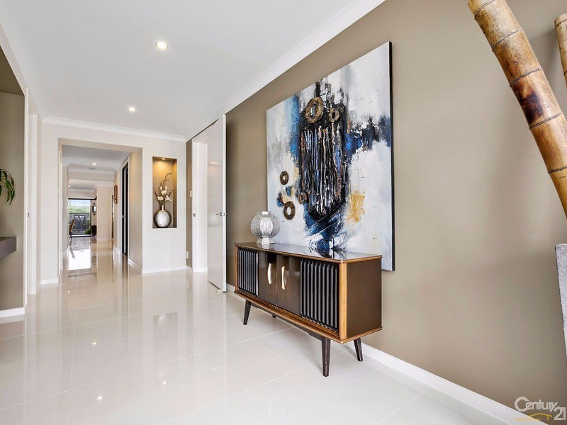 215 Balgownie Drive, Peregian Springs QLD 4573