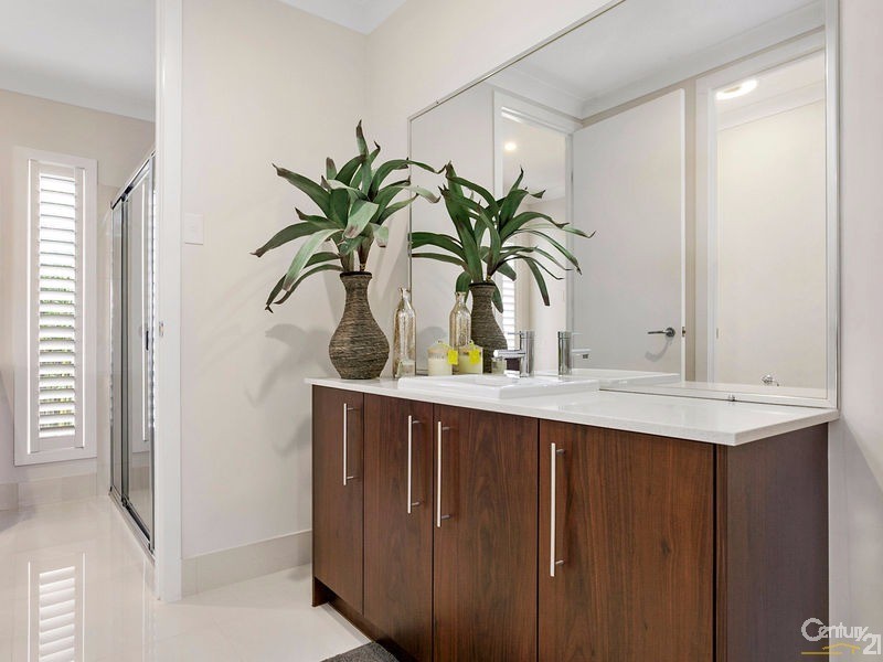 215 Balgownie Drive, Peregian Springs QLD 4573