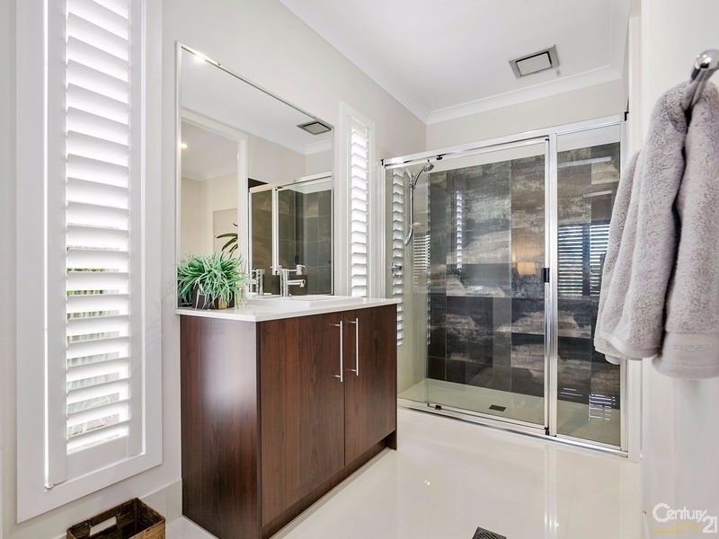 215 Balgownie Drive, Peregian Springs QLD 4573