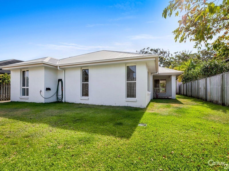 9 Thomson Place, Peregian Springs QLD 4573