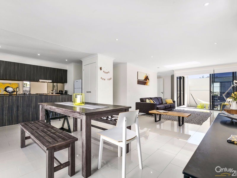20 Bunya Grove, Peregian Springs QLD 4573
