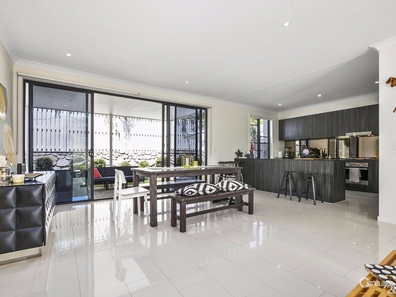 20 Bunya Grove, Peregian Springs QLD 4573