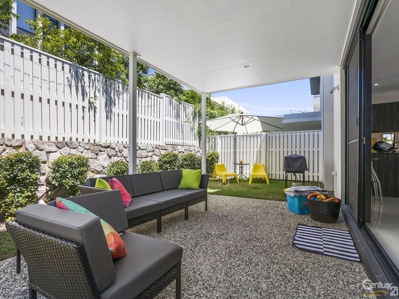 20 Bunya Grove, Peregian Springs QLD 4573