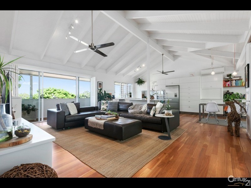 4  Dayspring Street, Sunrise Beach QLD 4567