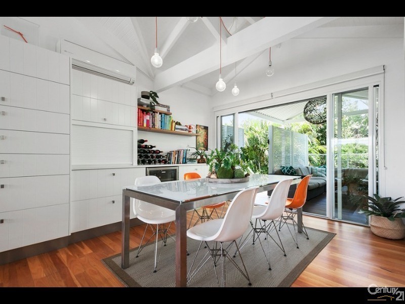 4  Dayspring Street, Sunrise Beach QLD 4567