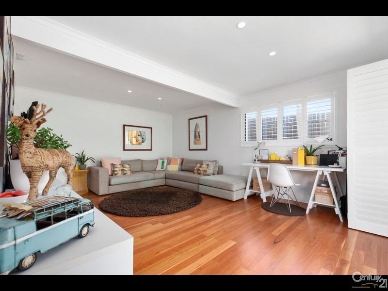 4  Dayspring Street, Sunrise Beach QLD 4567