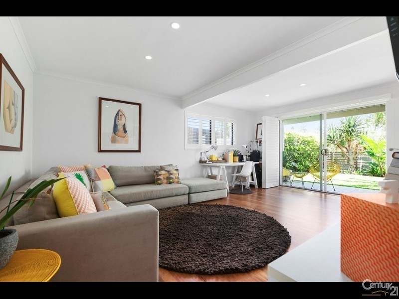 4  Dayspring Street, Sunrise Beach QLD 4567