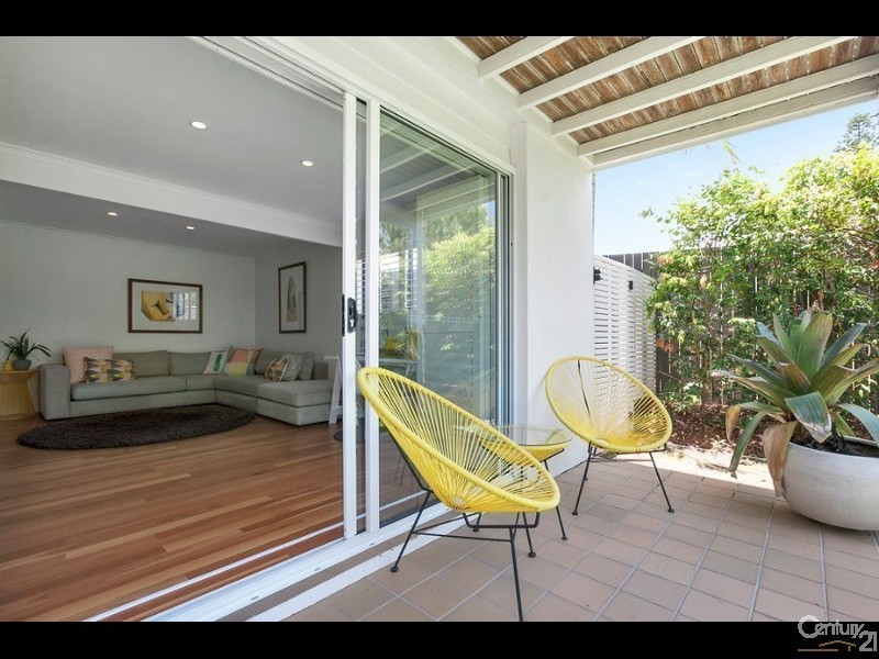 4  Dayspring Street, Sunrise Beach QLD 4567