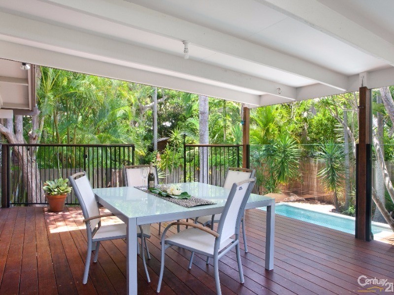 10 Depper Street, Sunshine Beach QLD 4567
