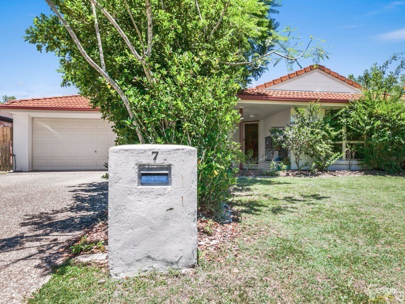 7 Feathertail Court, Tewantin QLD 4565