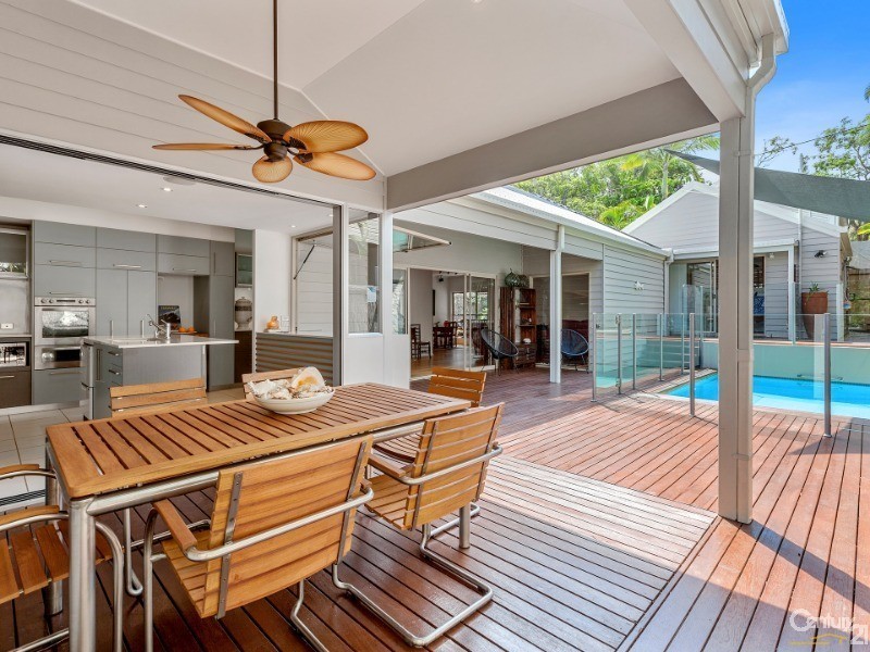 10 Dwyer Street, Sunshine Beach QLD 4567