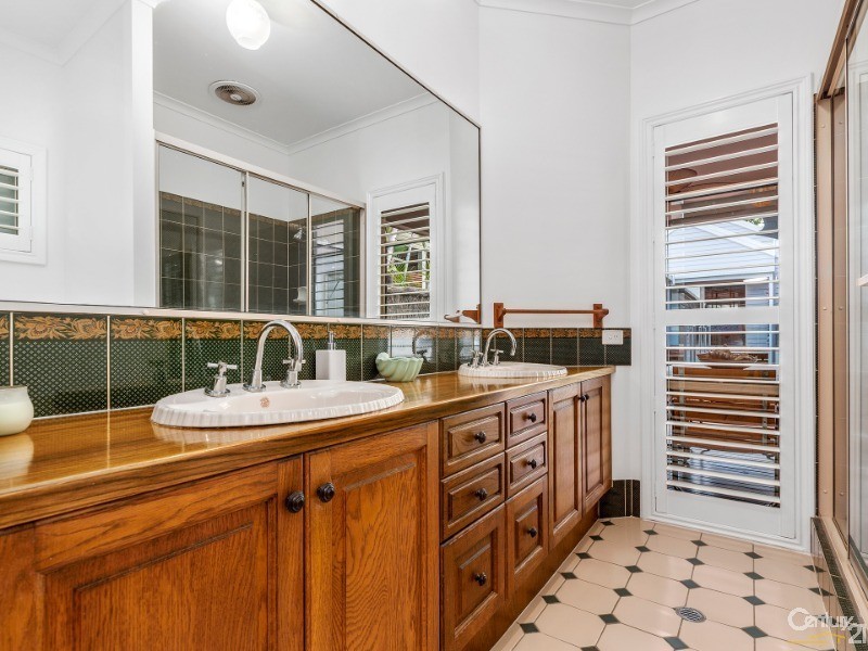 10 Dwyer Street, Sunshine Beach QLD 4567