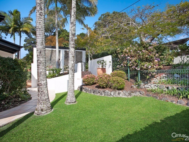 26 Angler Street, Noosa Heads QLD 4567