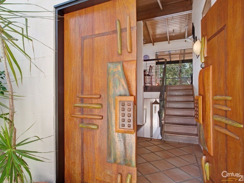 26 Angler Street, Noosa Heads QLD 4567