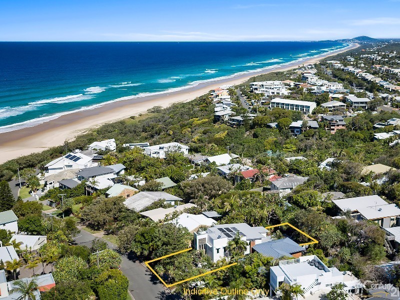 16 Ross Crescent, Sunshine Beach QLD 4567