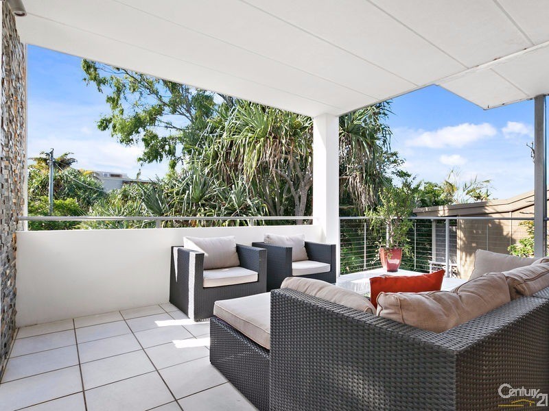 16 Ross Crescent, Sunshine Beach QLD 4567