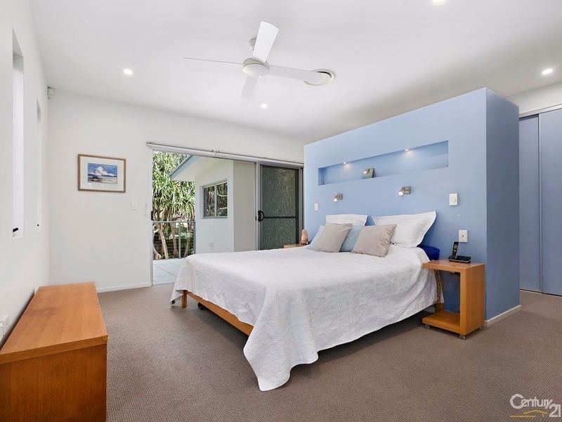 16 Ross Crescent, Sunshine Beach QLD 4567