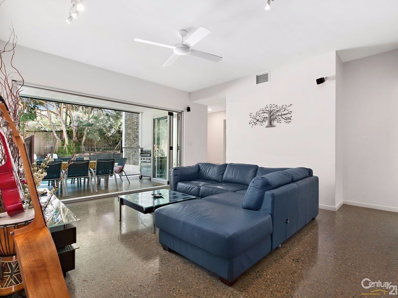 16 Ross Crescent, Sunshine Beach QLD 4567
