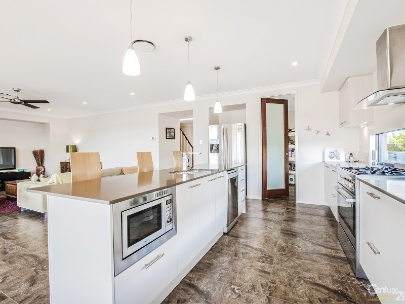 23 Feathertail Place, Peregian Springs QLD 4573