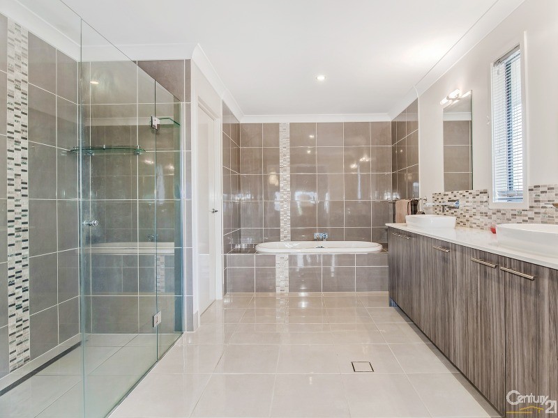 23 Feathertail Place, Peregian Springs QLD 4573