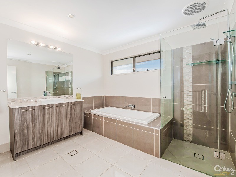 23 Feathertail Place, Peregian Springs QLD 4573